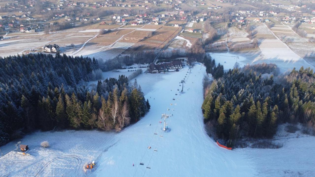 Kompleks Beskid スピトコビツェ エクステリア 写真