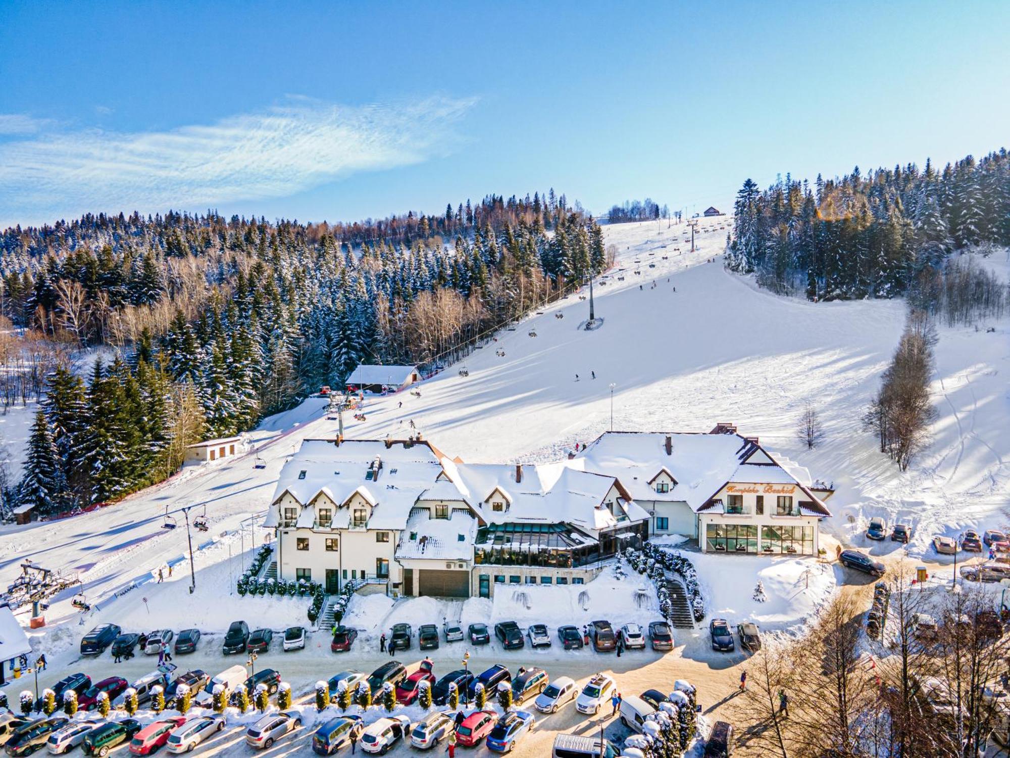 Kompleks Beskid スピトコビツェ エクステリア 写真